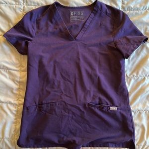 Figs womens scrub top and bottom xs purple